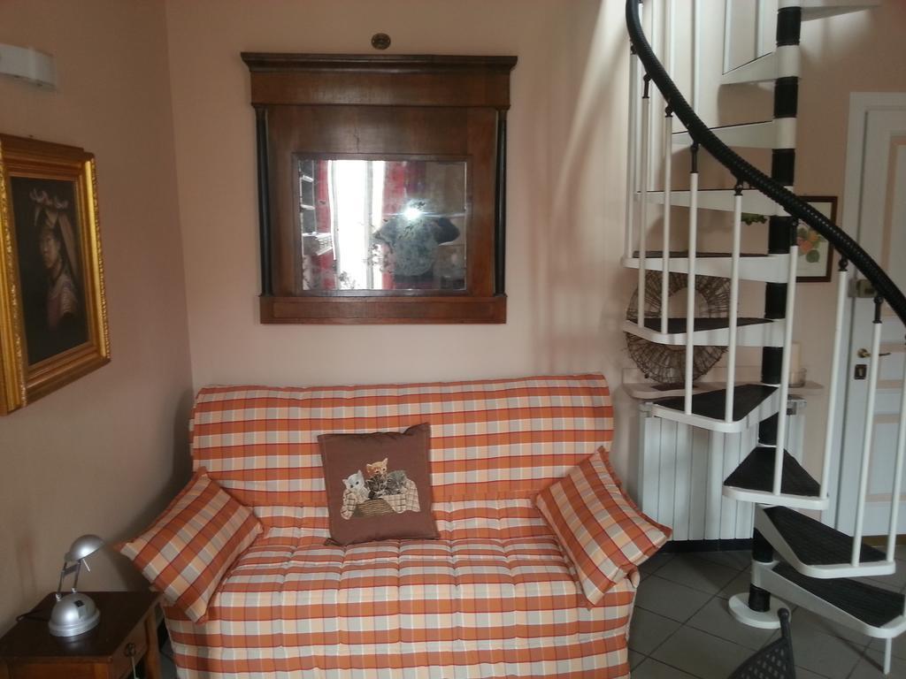 Case Vacanze Borgo Marina Империа Стая снимка
