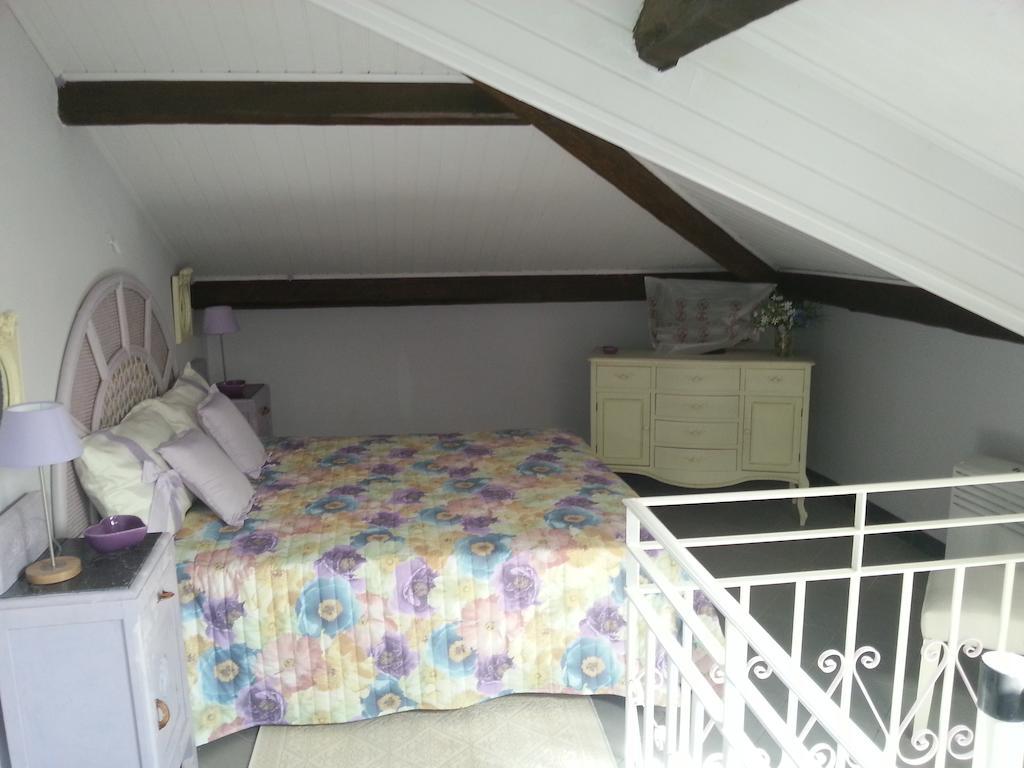 Case Vacanze Borgo Marina Империа Стая снимка