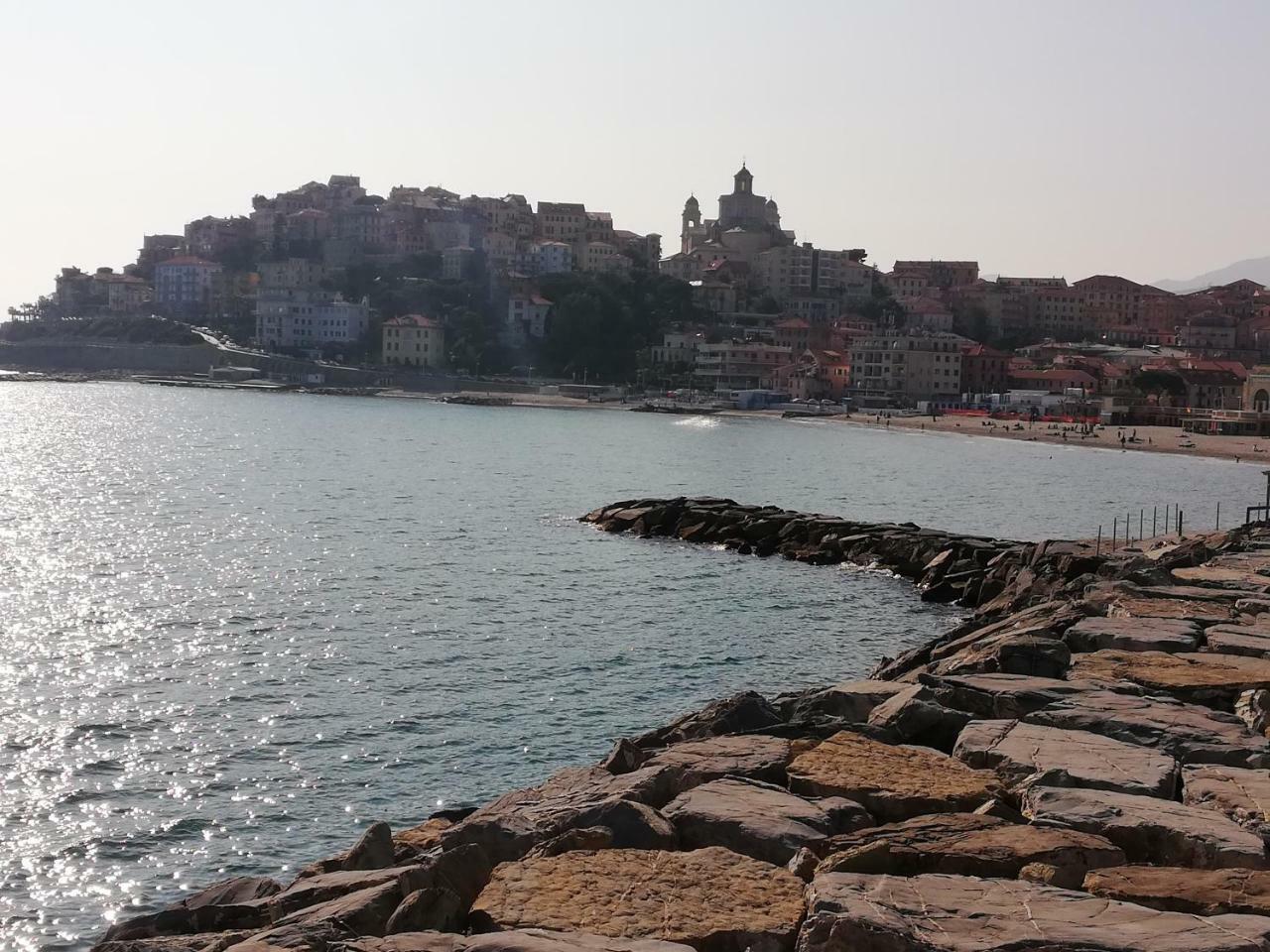 Case Vacanze Borgo Marina Империа Екстериор снимка